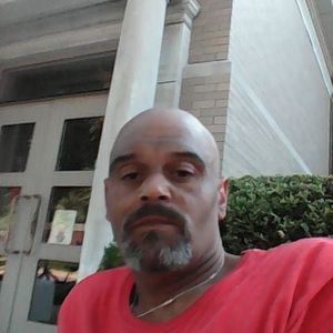 Meet your Posher, Ray